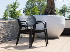 Forza Pazzia lounge Stapelsessel Garten